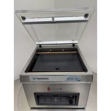 Henkelman Boxer 42 – 2 x Schweißbalken, kleine seitliche Delle