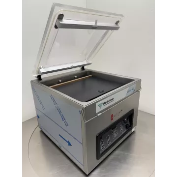 Henkelman Boxer 42 – 2 x Schweißbalken, kleine seitliche Delle