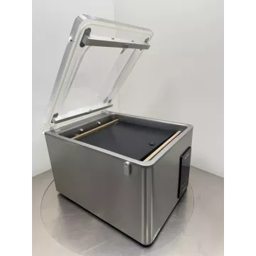 Henkelman Aero 42XL – 2 Schweißbalken/leichte Seitenschäden