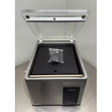 Henkelman Aero 42 XL - Kratzer auf dem Deckel
